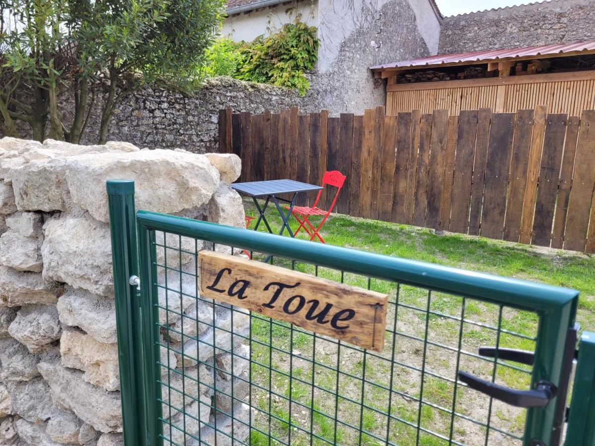 Gite La Toue Saint-Dyé-sur-Loire エクステリア 写真
